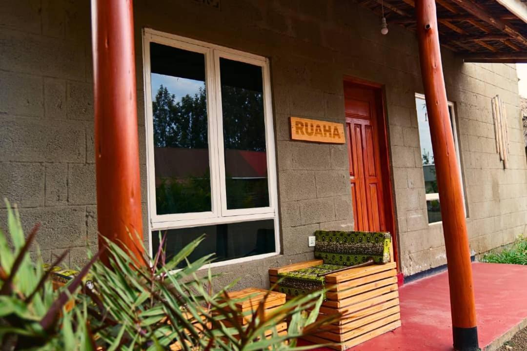 Freedom Inn Αρούσα Εξωτερικό φωτογραφία